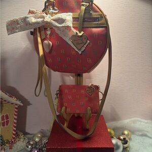 Chic Red Designer Women's Bag Set